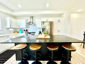 Modern Tuxedo 3 Bedroom